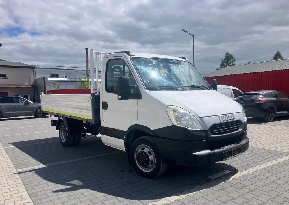 Iveco Iveco daily 35C13 wywrotka solidny kiper - Kipper bestelwagen: afbeelding 4 Iveco Iveco daily 35C13 wywrotka solidny kiper - Kipper bestelwagen: afbeelding 4