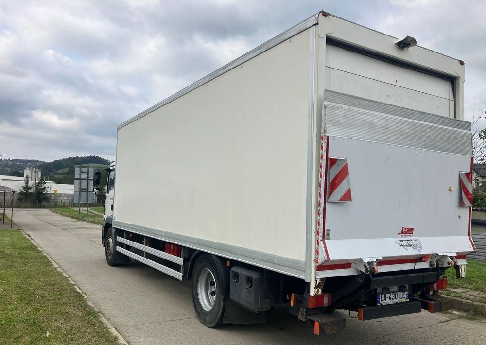 MAN MAN 18.290  kurierka kontener - Bakwagen: afbeelding 4 MAN MAN 18.290  kurierka kontener - Bakwagen: afbeelding 4