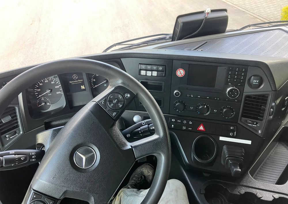 Mercedes-Benz ANTOS 1830 solidny kiper wywrotka blokada mostu - Kipper vrachtwagen: afbeelding 3 Mercedes-Benz ANTOS 1830 solidny kiper wywrotka blokada mostu - Kipper vrachtwagen: afbeelding 3