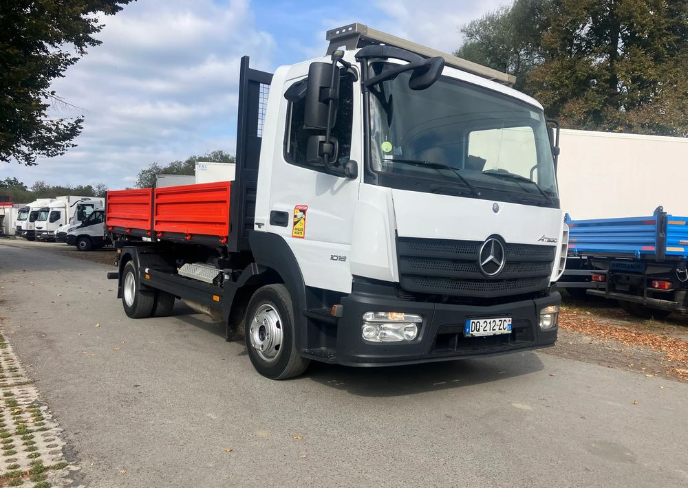 Mercedes-Benz Atego kiper wywrotka blokada mostu - Kipper vrachtwagen: afbeelding 2 Mercedes-Benz Atego kiper wywrotka blokada mostu - Kipper vrachtwagen: afbeelding 2
