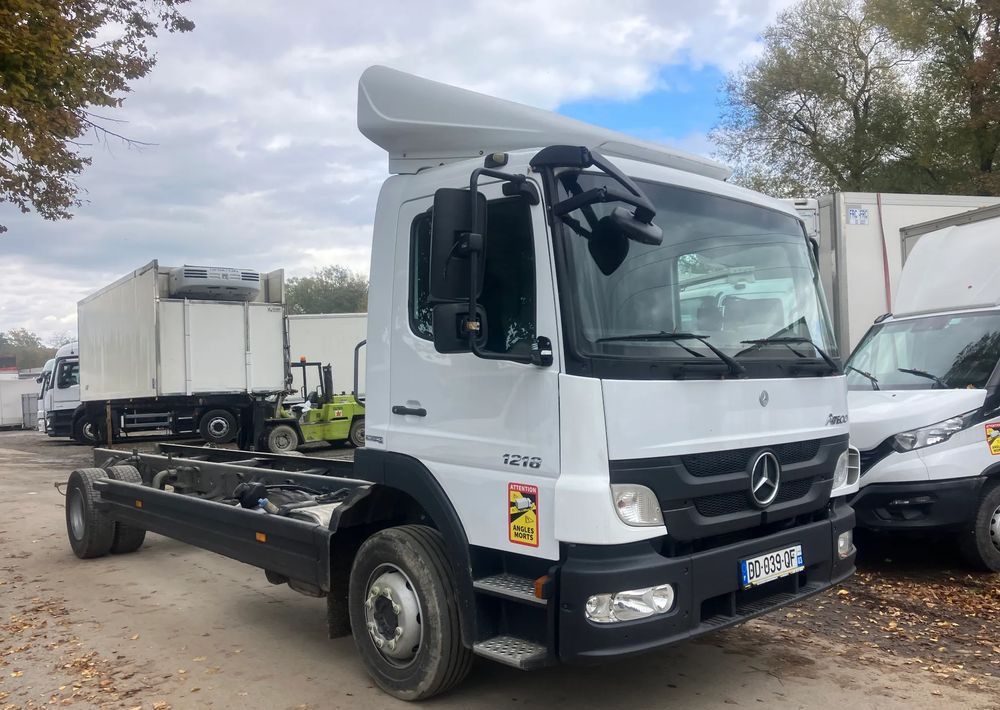 Mercedes-Benz Mercedes Atego 1218 Rama do zabudowy kiper beczka hakowiec laweta - Chassis vrachtwagen: afbeelding 2 Mercedes-Benz Mercedes Atego 1218 Rama do zabudowy kiper beczka hakowiec laweta - Chassis vrachtwagen: afbeelding 2