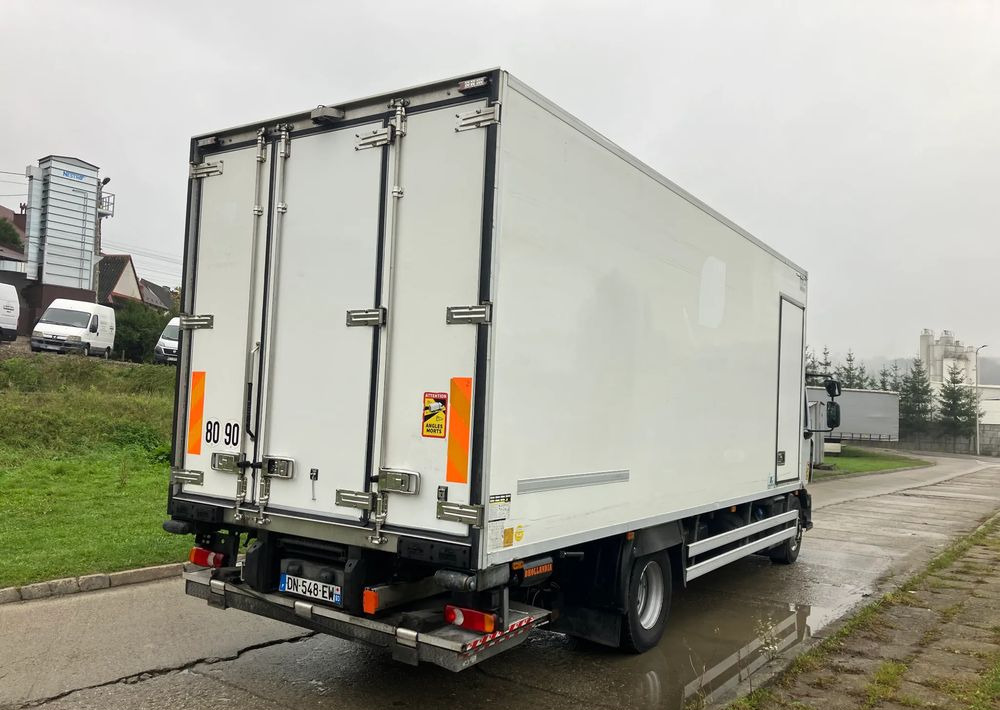 Renault Renault Gama D 240 chłodnia izoterma - Koelwagen vrachtwagen: afbeelding 3 Renault Renault Gama D 240 chłodnia izoterma - Koelwagen vrachtwagen: afbeelding 3