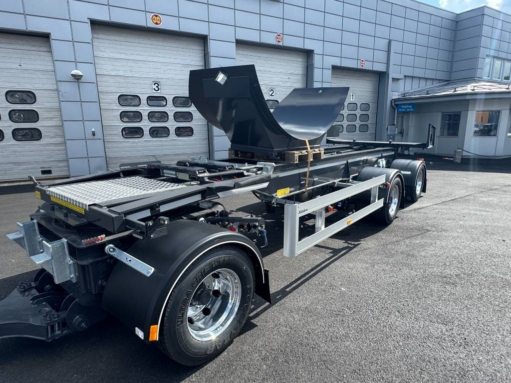 Kilafors Lavette 3-axlad - Haakarm/ Portaalarm aanhanger: afbeelding 2 Kilafors Lavette 3-axlad - Haakarm/ Portaalarm aanhanger: afbeelding 2