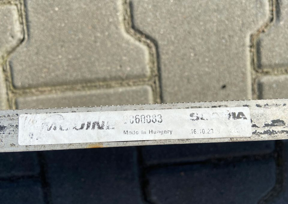 Chłodnica oleju Scania R streamline - Oliekoeler voor Vrachtwagen: afbeelding 2 Chłodnica oleju Scania R streamline - Oliekoeler voor Vrachtwagen: afbeelding 2