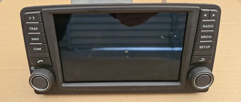 MAN TGX TGS RADIO NAWIGACJA 81.28100-6037 81.28100-6043 - Cabine en interieur: afbeelding 1 MAN TGX TGS RADIO NAWIGACJA 81.28100-6037 81.28100-6043 - Cabine en interieur: afbeelding 1