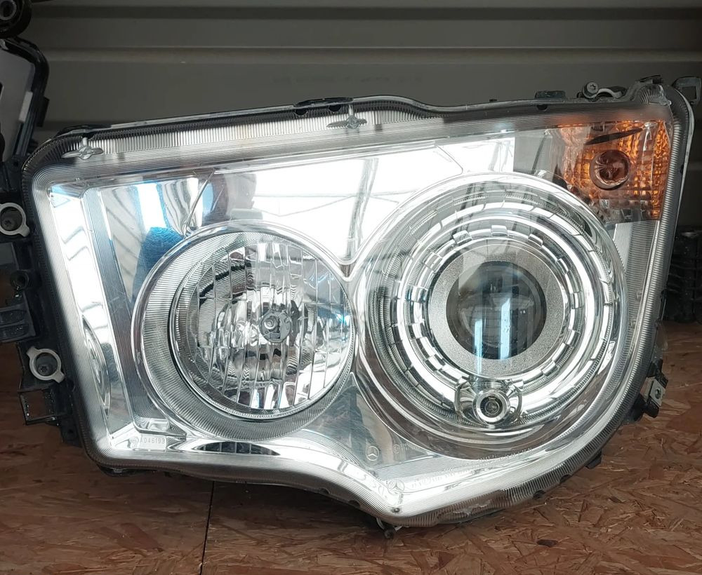 MERCEDES ANTOS AROCS LAMPA PRZEDNIA XENON - Koplamp voor Vrachtwagen: afbeelding 1 MERCEDES ANTOS AROCS LAMPA PRZEDNIA XENON - Koplamp voor Vrachtwagen: afbeelding 1