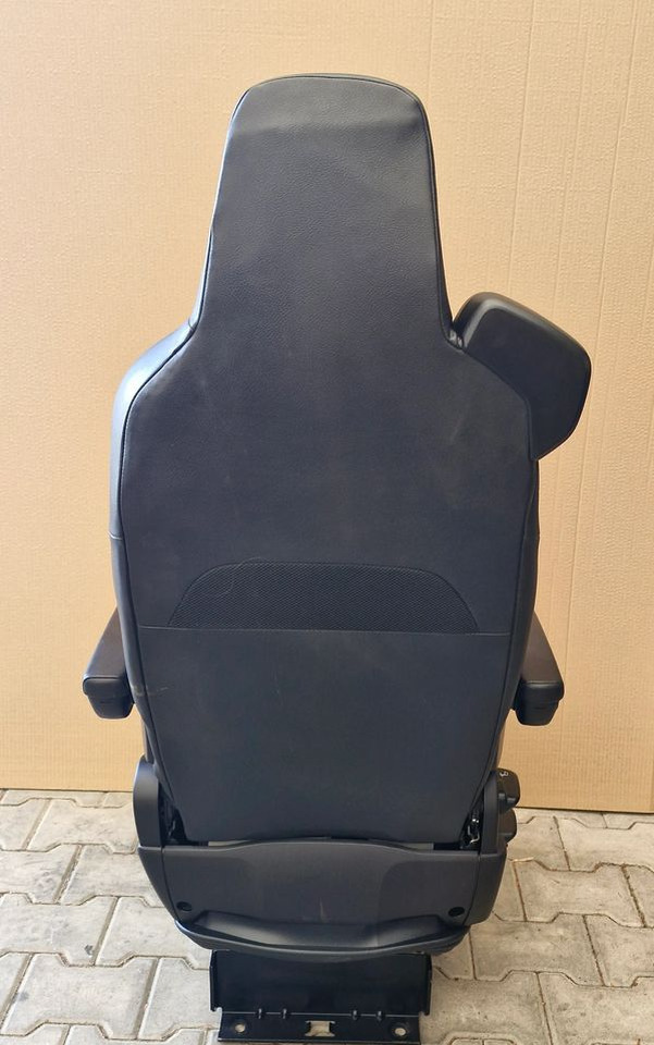 SCANIA R S FOTEL PASAŻERA - Zitplaats: afbeelding 2 SCANIA R S FOTEL PASAŻERA - Zitplaats: afbeelding 2