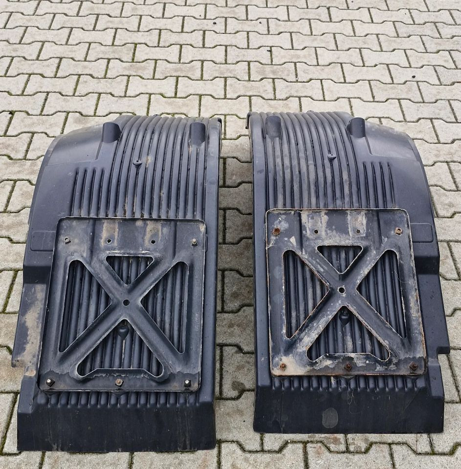 VOLVO FH4 BŁOTNIK NADKOLE - Carrosserie en exterieur: afbeelding 1 VOLVO FH4 BŁOTNIK NADKOLE - Carrosserie en exterieur: afbeelding 1