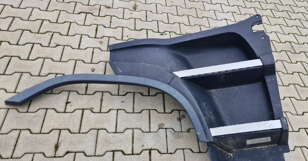 VOLVO FH4 STOPNICA KOMPLETNA PRAWA LEWA - Carrosserie en exterieur: afbeelding 2 VOLVO FH4 STOPNICA KOMPLETNA PRAWA LEWA - Carrosserie en exterieur: afbeelding 2