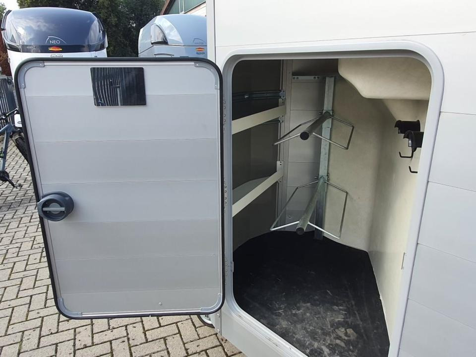 ALU Pferdeanhänger Ifor Williams HB 506 Flügeltür Sattelkammer - Paardentrailer: afbeelding 5 ALU Pferdeanhänger Ifor Williams HB 506 Flügeltür Sattelkammer - Paardentrailer: afbeelding 5