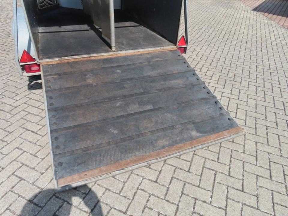 Paardentrailer Pferdeanhänger Böckmann Duo/ Cavallo Sattelkammer TÜV NEU: afbeelding 10