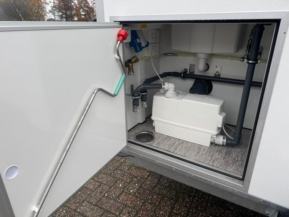 Toilettenwagen WC Wagen Klowagen Mieten Leihen - Wooncontainer, Aanhangwagen: afbeelding 5 Toilettenwagen WC Wagen Klowagen Mieten Leihen - Wooncontainer, Aanhangwagen: afbeelding 5