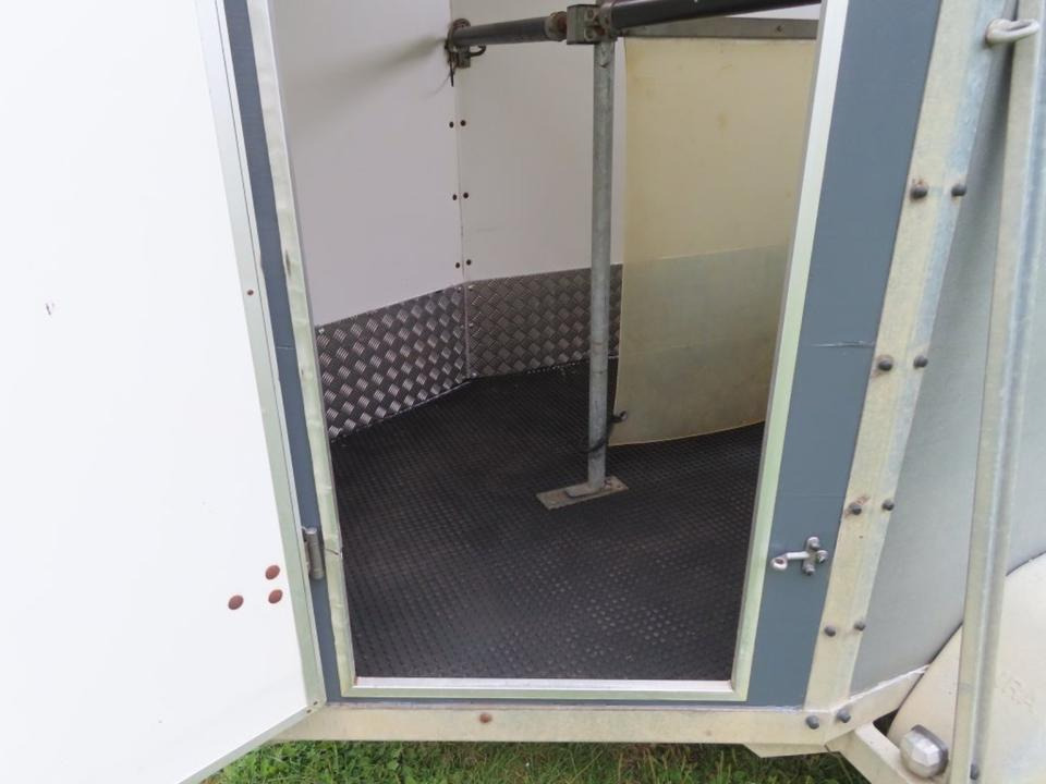 Vieh - Pferdeanhänger, PKW Anhänger, Henra, TÜV NEU - Paardentrailer: afbeelding 3 Vieh - Pferdeanhänger, PKW Anhänger, Henra, TÜV NEU - Paardentrailer: afbeelding 3