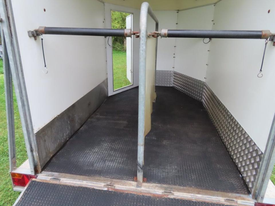 Vieh - Pferdeanhänger, PKW Anhänger, Henra, TÜV NEU - Paardentrailer: afbeelding 5 Vieh - Pferdeanhänger, PKW Anhänger, Henra, TÜV NEU - Paardentrailer: afbeelding 5