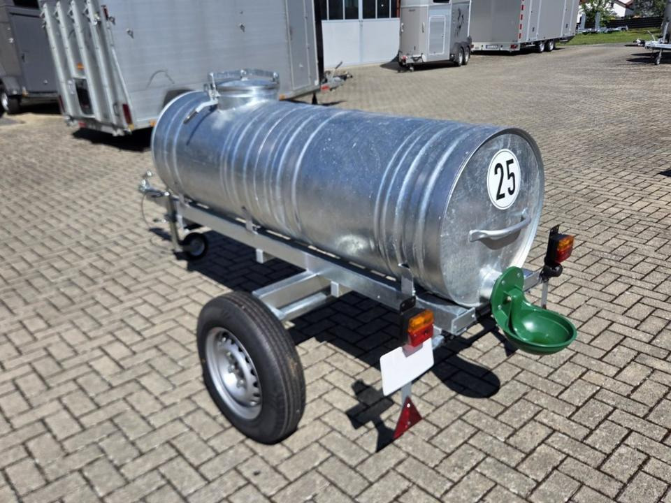 Wasserfass Verzinkt 600l Tränke Fahrgestell Beleuchtung - Tank aanhanger: afbeelding 5 Wasserfass Verzinkt 600l Tränke Fahrgestell Beleuchtung - Tank aanhanger: afbeelding 5