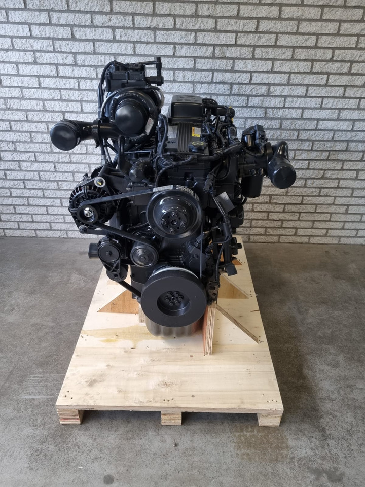 Cummins B6.7 stage 5 CM2350 CPL4834 - Motor voor Overslagkraan: afbeelding 3 Cummins B6.7 stage 5 CM2350 CPL4834 - Motor voor Overslagkraan: afbeelding 3