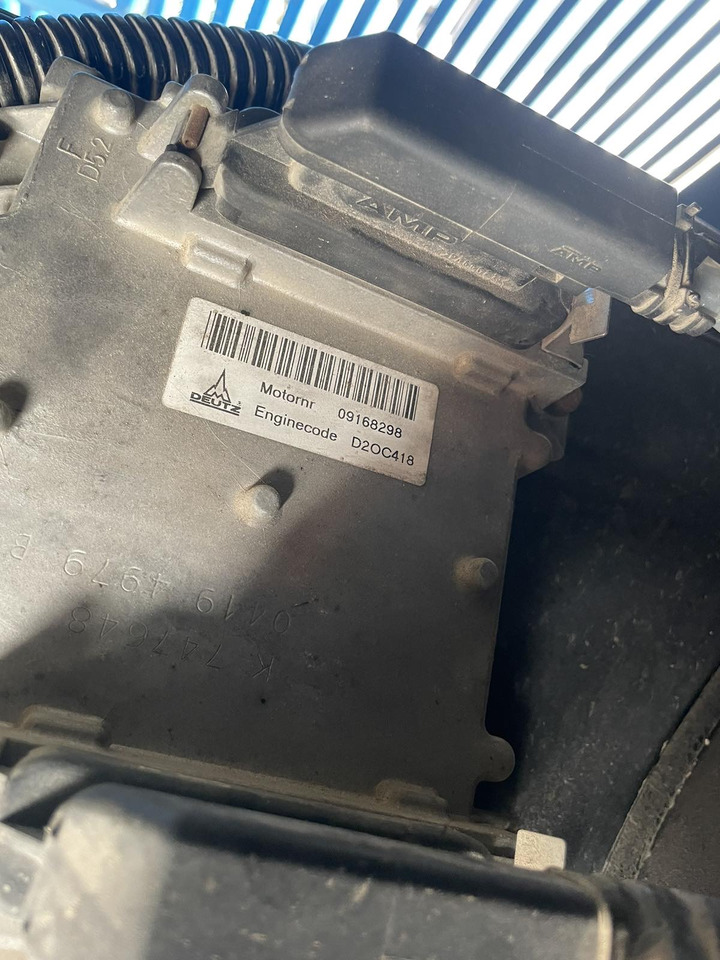 Tresz TR-438D with Deutz BF8M1015C engine For sale or Rent! - Ground power unit: afbeelding 4 Tresz TR-438D with Deutz BF8M1015C engine For sale or Rent! - Ground power unit: afbeelding 4