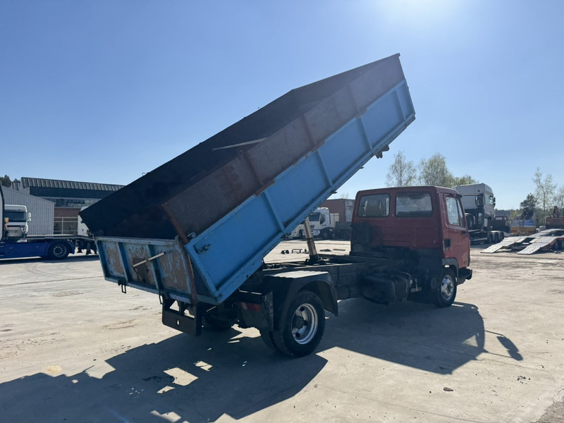 DAF 45 ATI 160 (FULL STEEL SUSPENSION / MANUAL PUMP / EURO 2) - Kipper vrachtwagen: afbeelding 5 DAF 45 ATI 160 (FULL STEEL SUSPENSION / MANUAL PUMP / EURO 2) - Kipper vrachtwagen: afbeelding 5