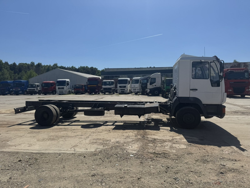 MAN 12.224 (MANUAL GEARBOX / EURO 2 / BELGIAN TRUCK IN GOOD CONDITION !!!) - Chassis vrachtwagen: afbeelding 5 MAN 12.224 (MANUAL GEARBOX / EURO 2 / BELGIAN TRUCK IN GOOD CONDITION !!!) - Chassis vrachtwagen: afbeelding 5