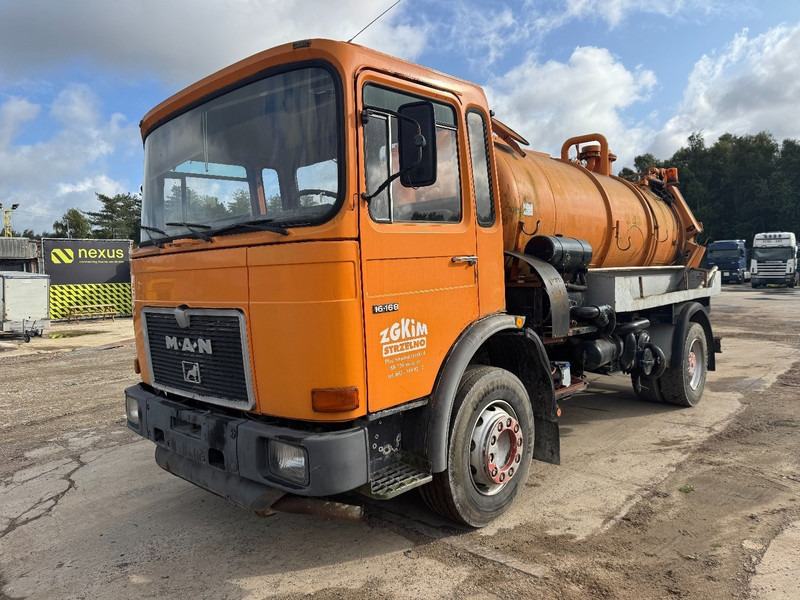 MAN 16.168 (8000L / BIG AXLE & STEEL SUSPENSION / GRAND PONT & SUSPENSION LAMES) - Vacuümwagen: afbeelding 1 MAN 16.168 (8000L / BIG AXLE & STEEL SUSPENSION / GRAND PONT & SUSPENSION LAMES) - Vacuümwagen: afbeelding 1