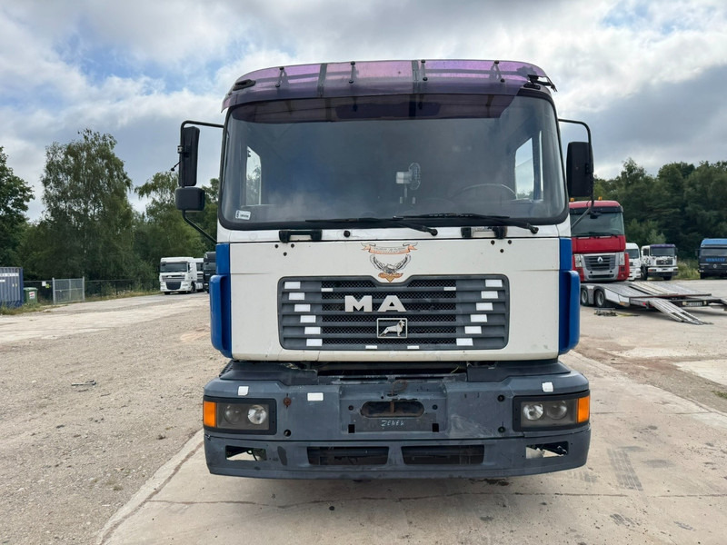 MAN 19.343 (12.000L / MANUAL GEARBOX / EURO 2 / PERFECT) - Vacuümwagen: afbeelding 2 MAN 19.343 (12.000L / MANUAL GEARBOX / EURO 2 / PERFECT) - Vacuümwagen: afbeelding 2