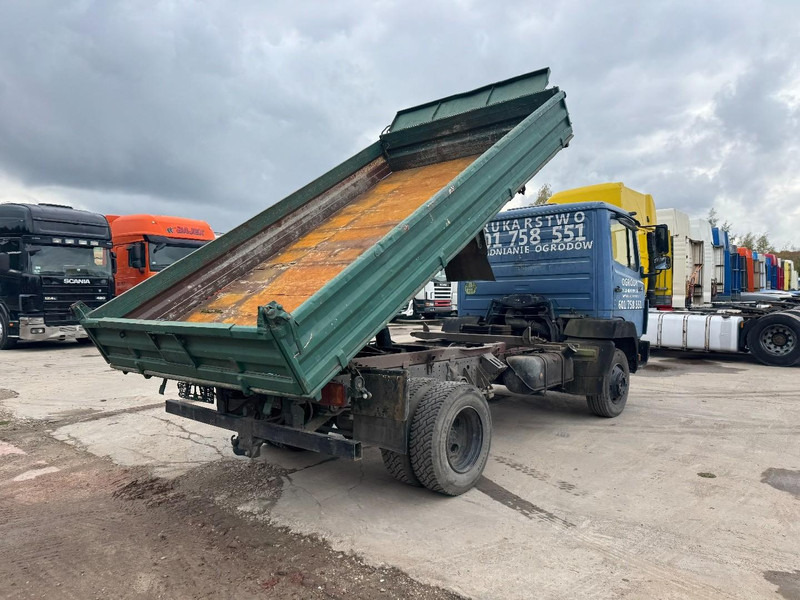 Mercedes-Benz SK 814 (6 CYLINDER / STEEL SUSPENSION / MANUAL PUMP / 3-SIDE TIPPER) - Kipper vrachtwagen: afbeelding 5 Mercedes-Benz SK 814 (6 CYLINDER / STEEL SUSPENSION / MANUAL PUMP / 3-SIDE TIPPER) - Kipper vrachtwagen: afbeelding 5