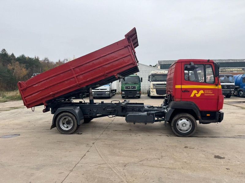 Mercedes-Benz SK 814 (FULL STEEL SUSPENSION / MANUAL GEARBOX / 3-SIDE TIPPER) - Kipper vrachtwagen: afbeelding 4 Mercedes-Benz SK 814 (FULL STEEL SUSPENSION / MANUAL GEARBOX / 3-SIDE TIPPER) - Kipper vrachtwagen: afbeelding 4