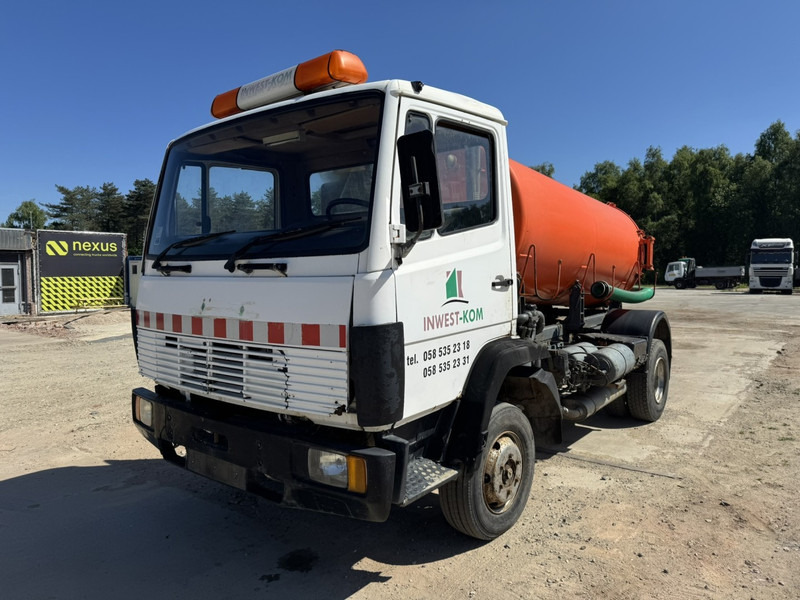 Mercedes-Benz SK 914 (8000 L / STEEL SUSPENSION & MANUAL PUMP / SUSPENSION LAMES & POMPE MANUELLE) - Vacuümwagen: afbeelding 1 Mercedes-Benz SK 914 (8000 L / STEEL SUSPENSION & MANUAL PUMP / SUSPENSION LAMES & POMPE MANUELLE) - Vacuümwagen: afbeelding 1