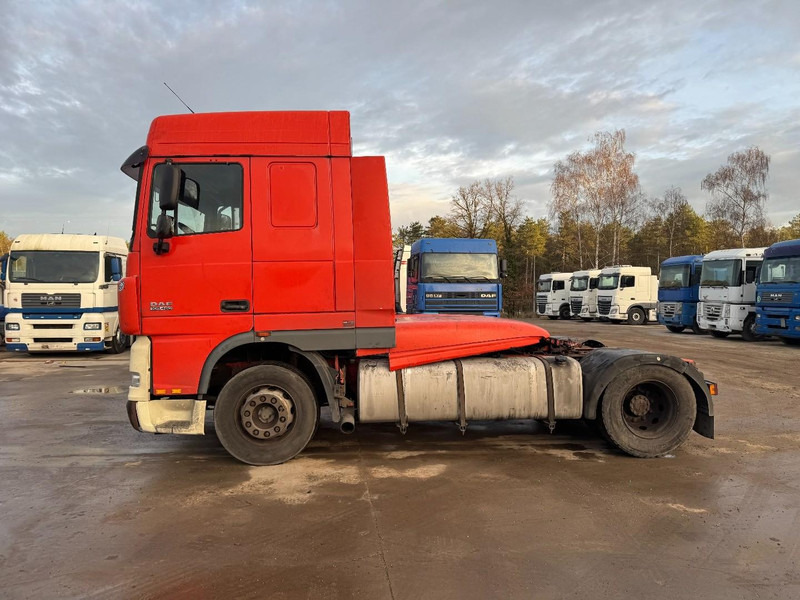 Trekker DAF 105 XF 460 Space Cab (GOOD CONDITION / BON ETAT): afbeelding 8 Trekker DAF 105 XF 460 Space Cab (GOOD CONDITION / BON ETAT): afbeelding 8