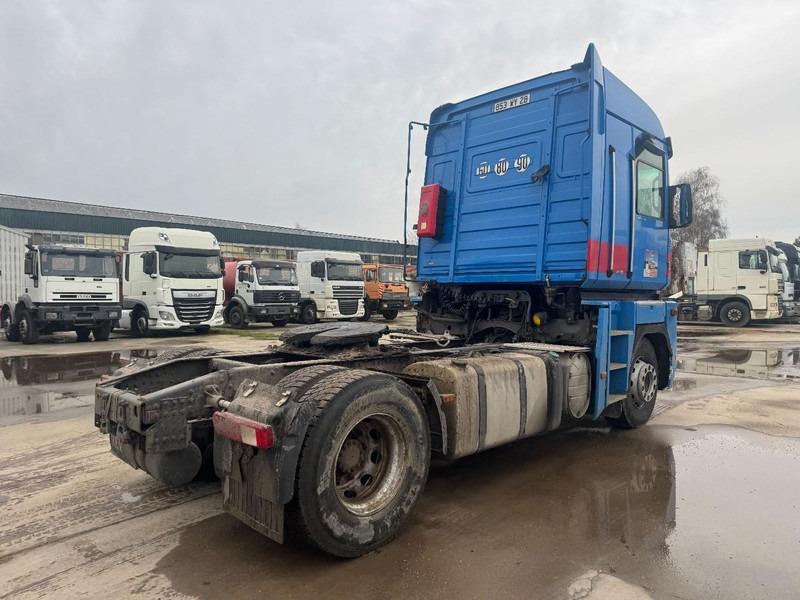 Renault Magnum 460 DXI (GOOD CONDITION / BON ETAT) - Trekker: afbeelding 5 Renault Magnum 460 DXI (GOOD CONDITION / BON ETAT) - Trekker: afbeelding 5