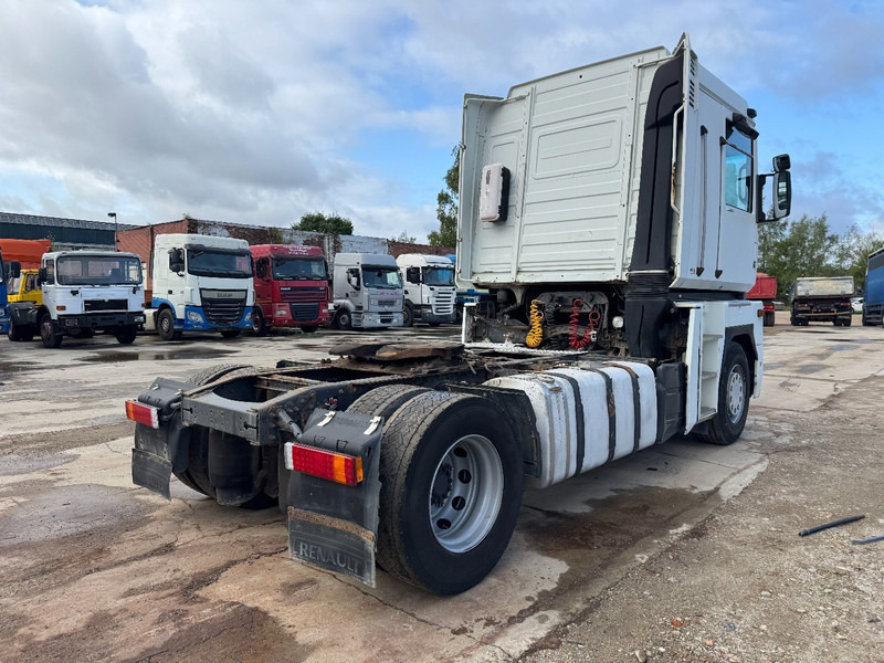 Renault Magnum 460 DXI (MANUAL GEARBOX / BOITE MANUELLE / PERFECT) - Trekker: afbeelding 5 Renault Magnum 460 DXI (MANUAL GEARBOX / BOITE MANUELLE / PERFECT) - Trekker: afbeelding 5