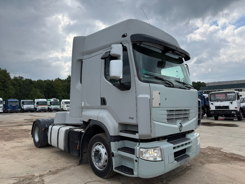 Renault Premium 450 DXI (MANUAL GEARBOX / BOITE MANUELLE / PERFECT CONDITION) - Trekker: afbeelding 3 Renault Premium 450 DXI (MANUAL GEARBOX / BOITE MANUELLE / PERFECT CONDITION) - Trekker: afbeelding 3