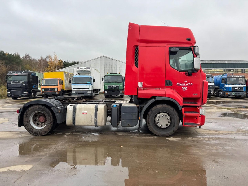 Renault Premium 450 DXI (MANUAL GEARBOX / BOITE MANUELLE / PTO / HYDRAULIQUE POUR BENNE) - Trekker: afbeelding 4 Renault Premium 450 DXI (MANUAL GEARBOX / BOITE MANUELLE / PTO / HYDRAULIQUE POUR BENNE) - Trekker: afbeelding 4