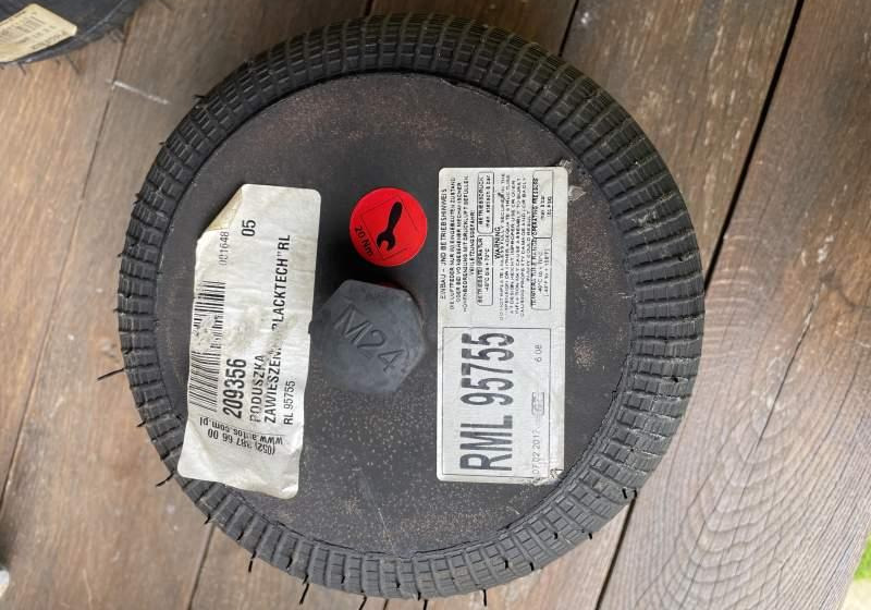 Mercedes-Benz Tourimo - Luchtvering voor Bus: afbeelding 1 Mercedes-Benz Tourimo - Luchtvering voor Bus: afbeelding 1