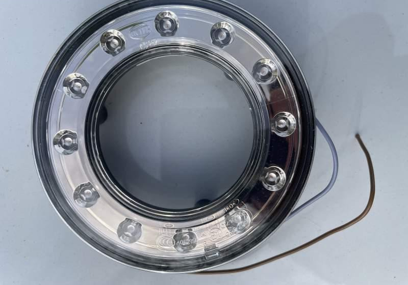 Scania New Century - Achterlicht voor Vrachtwagen: afbeelding 1 Scania New Century - Achterlicht voor Vrachtwagen: afbeelding 1