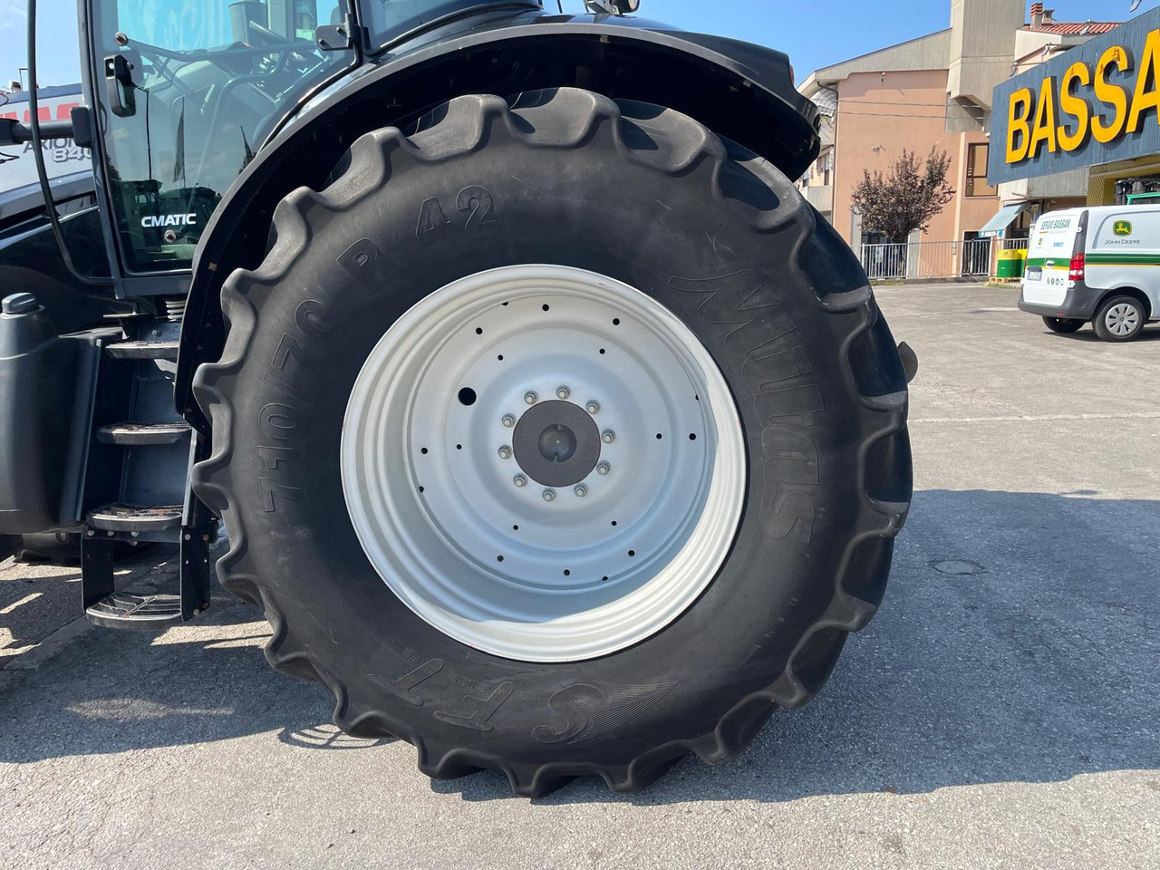 CLAAS AXION 840 C-MATIC - Tractor: afbeelding 5 CLAAS AXION 840 C-MATIC - Tractor: afbeelding 5