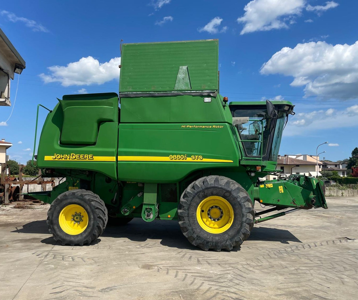 JOHN DEERE MIETITREBBIA STS 9880 - Maaidorser: afbeelding 4 JOHN DEERE MIETITREBBIA STS 9880 - Maaidorser: afbeelding 4