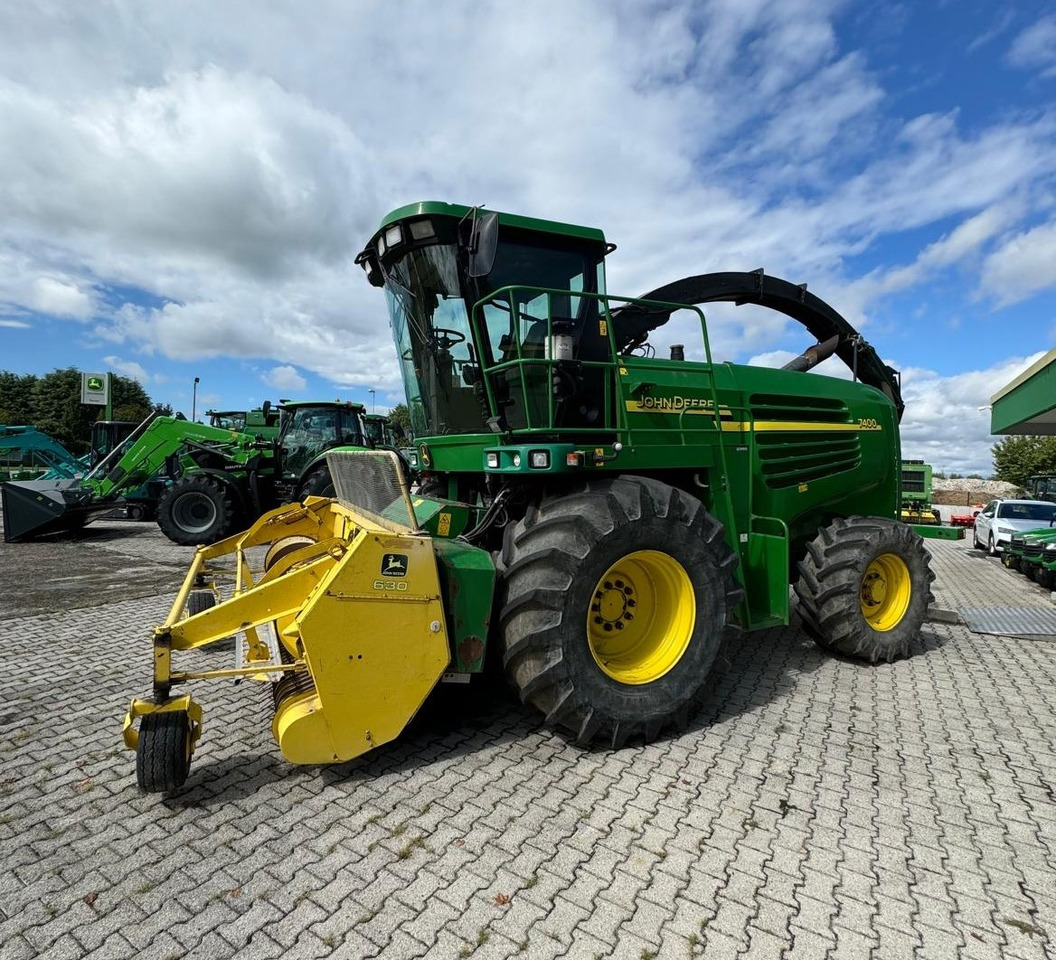 JOHN DEERE TRINCIA 7400 - Hakselaar: afbeelding 1 JOHN DEERE TRINCIA 7400 - Hakselaar: afbeelding 1