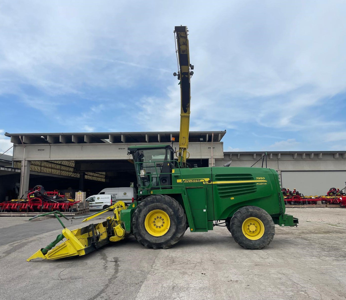 JOHN DEERE TRINCIA 7950 - Hakselaar: afbeelding 5 JOHN DEERE TRINCIA 7950 - Hakselaar: afbeelding 5