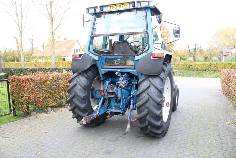 Ford 5110 - Tractor: afbeelding 4 Ford 5110 - Tractor: afbeelding 4