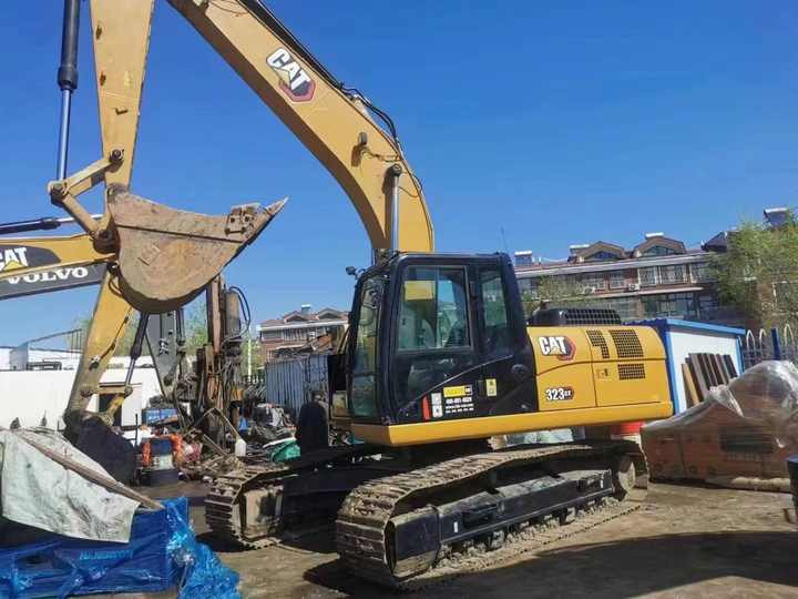 100% Original Caterpillar 323GX Large Excavator for Sale Made in Japan Used Cat 323gx for Sale - Rupsgraafmachine: afbeelding 2 100% Original Caterpillar 323GX Large Excavator for Sale Made in Japan Used Cat 323gx for Sale - Rupsgraafmachine: afbeelding 2