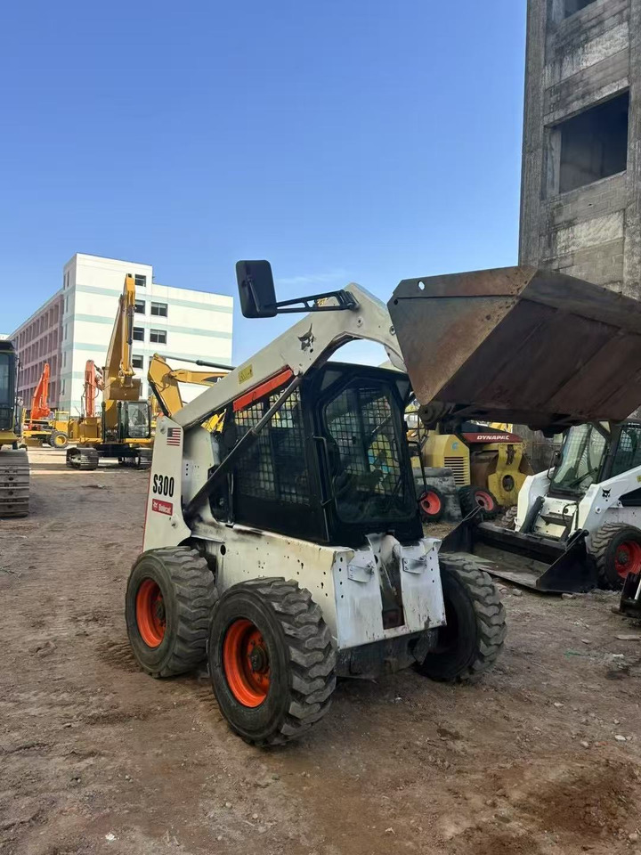 BOBCAT s300 - Schranklader: afbeelding 4 BOBCAT s300 - Schranklader: afbeelding 4