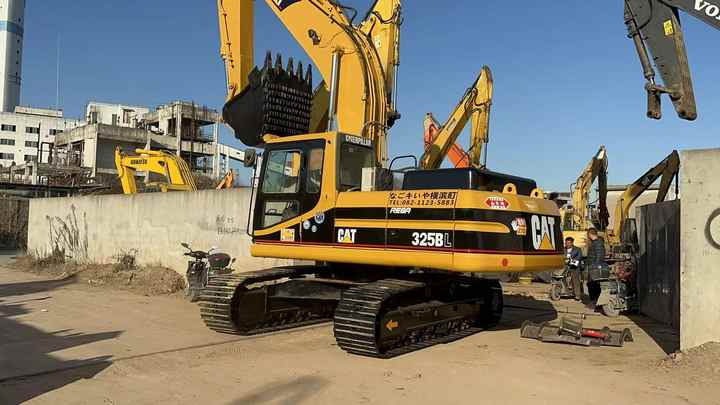 Budget-Friendly Cat 325BL Excavator| Original Parts, No Major Repairs, Global Shipping Available! - Rupsgraafmachine: afbeelding 2 Budget-Friendly Cat 325BL Excavator| Original Parts, No Major Repairs, Global Shipping Available! - Rupsgraafmachine: afbeelding 2