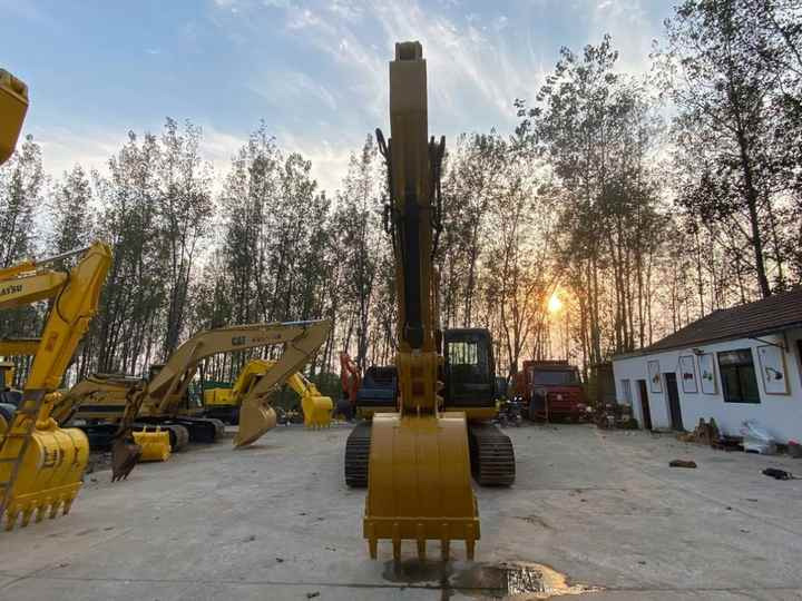 CAT320D Second Hand Excavator , Original Japan CAT Excavator , CAT 320D 320C 320B Digger - Rupsgraafmachine: afbeelding 3 CAT320D Second Hand Excavator , Original Japan CAT Excavator , CAT 320D 320C 320B Digger - Rupsgraafmachine: afbeelding 3