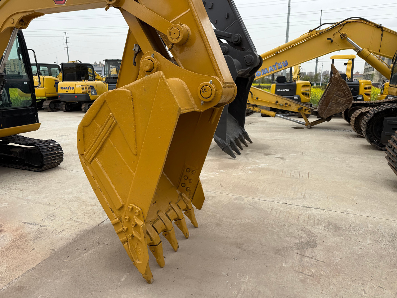 CATERPILLAR Used Cat 320B Excavator - Rupsgraafmachine: afbeelding 4 CATERPILLAR Used Cat 320B Excavator - Rupsgraafmachine: afbeelding 4