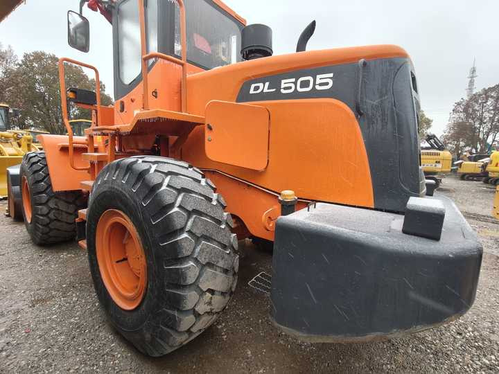 Doosan DL505-9c Loader with High Performance and Cheap Price Used Construction Machinery Export - Wiellader: afbeelding 4 Doosan DL505-9c Loader with High Performance and Cheap Price Used Construction Machinery Export - Wiellader: afbeelding 4