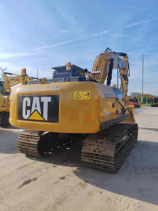 Durable Second Hand Machine Original Used Caterpillar Excavator CAT 330D2 USED 329D2 320D2 325D 315D Excavator - Rupsgraafmachine: afbeelding 3 Durable Second Hand Machine Original Used Caterpillar Excavator CAT 330D2 USED 329D2 320D2 325D 315D Excavator - Rupsgraafmachine: afbeelding 3
