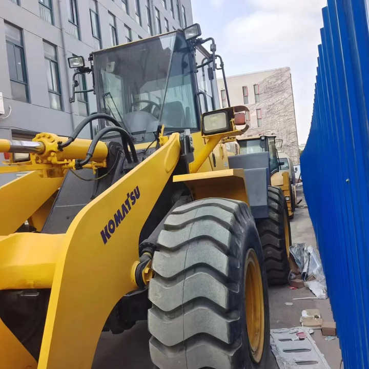 Good Condition Second Hand WA320-5 Front Wheel Loader for Cheap Price Hot Sale in China - Wiellader: afbeelding 4 Good Condition Second Hand WA320-5 Front Wheel Loader for Cheap Price Hot Sale in China - Wiellader: afbeelding 4