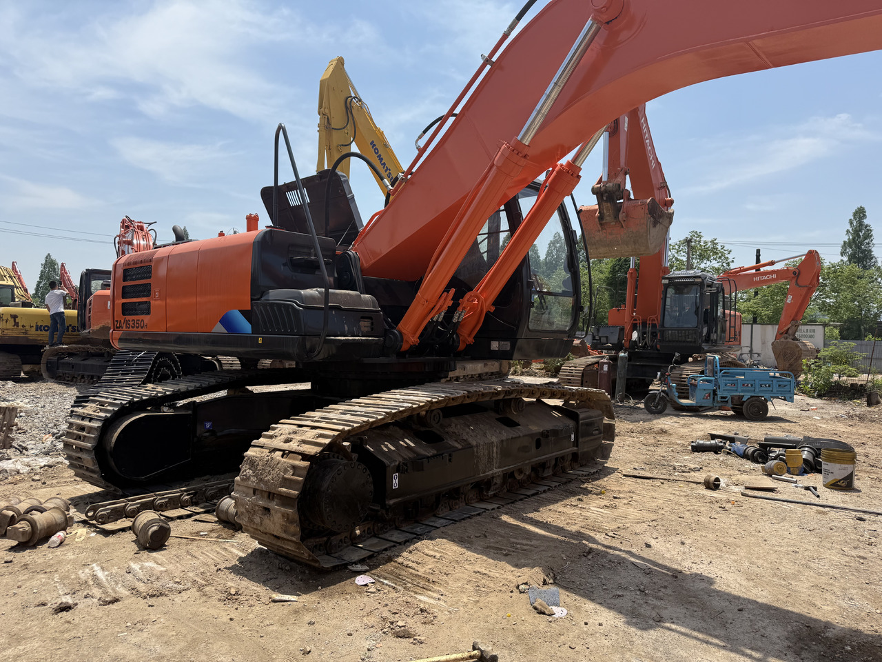 HITACHI Used 350-5g Excavator - Mobiele graafmachine: afbeelding 3 HITACHI Used 350-5g Excavator - Mobiele graafmachine: afbeelding 3