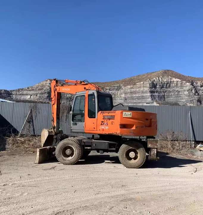 HITACHI ZX300 Excavator, Original Japan Surplus Hitachi ZX300 for Sale - Graafmachine: afbeelding 2 HITACHI ZX300 Excavator, Original Japan Surplus Hitachi ZX300 for Sale - Graafmachine: afbeelding 2